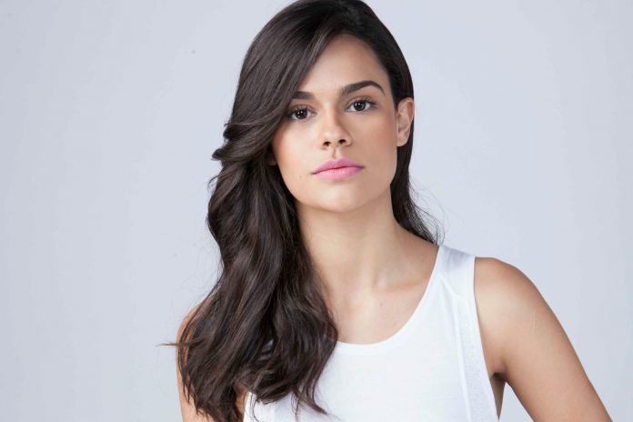 Arianne Botelho http://noticiasdetv.com/