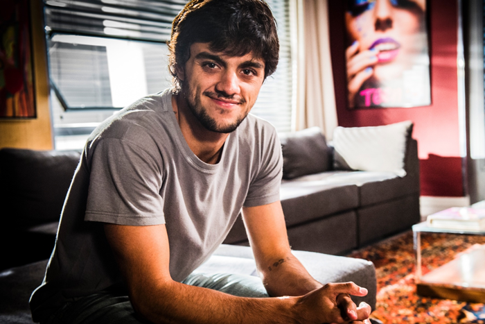 Felipe Simas (Foto: Reprodução)