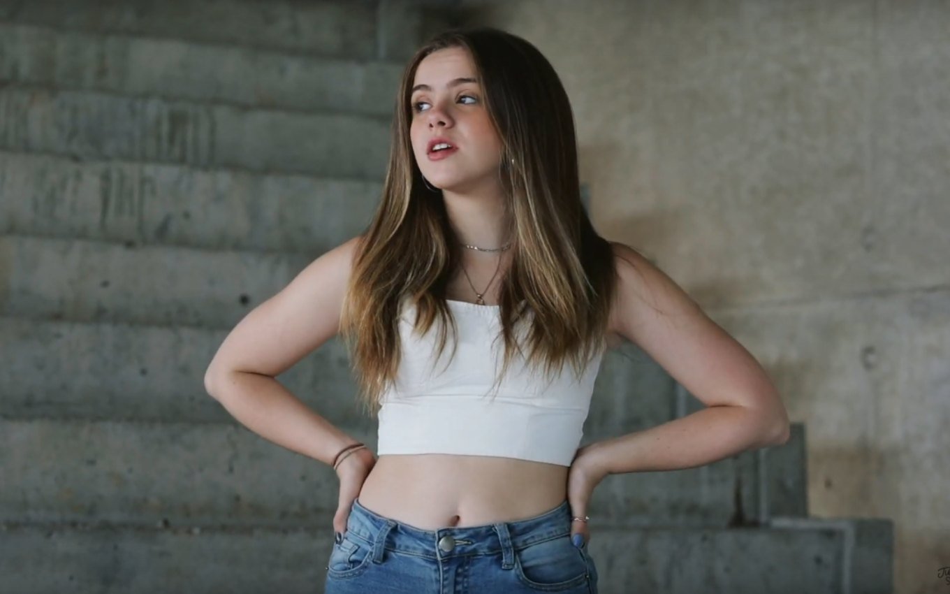 Julia Svacinna (Foto: Reprodução)