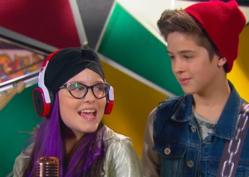 Larissa Manoela e João Guilherme (Foto: Reprodução/Noticiasdetv.com)