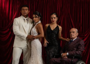 OS DONOS DO JOGO. (L to R) Xamã as Búfalo, Giullia Buscaccio as Suzana, Mel Maia as Mirna, Roberto Pirillo as Jorge in Os Donos do Jogo. Cr. Aline Arruda/Netflix © 2025